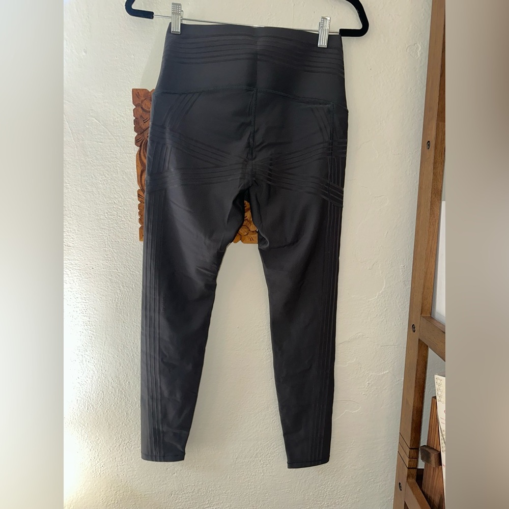 Franka PowerBand Resistance 7/8
Leggings (Reversible Wear) Dark Gray - Picture 7 of 10